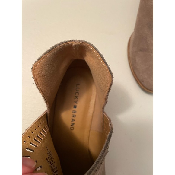 Lucky Brand Leather Suede Beige size 8 M Ankle women’s‎ boots - Picture 9 of 11